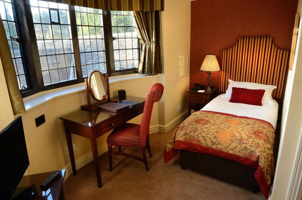 Inglewood Manor Hotel Ledsham  ภายนอก รูปภาพ
